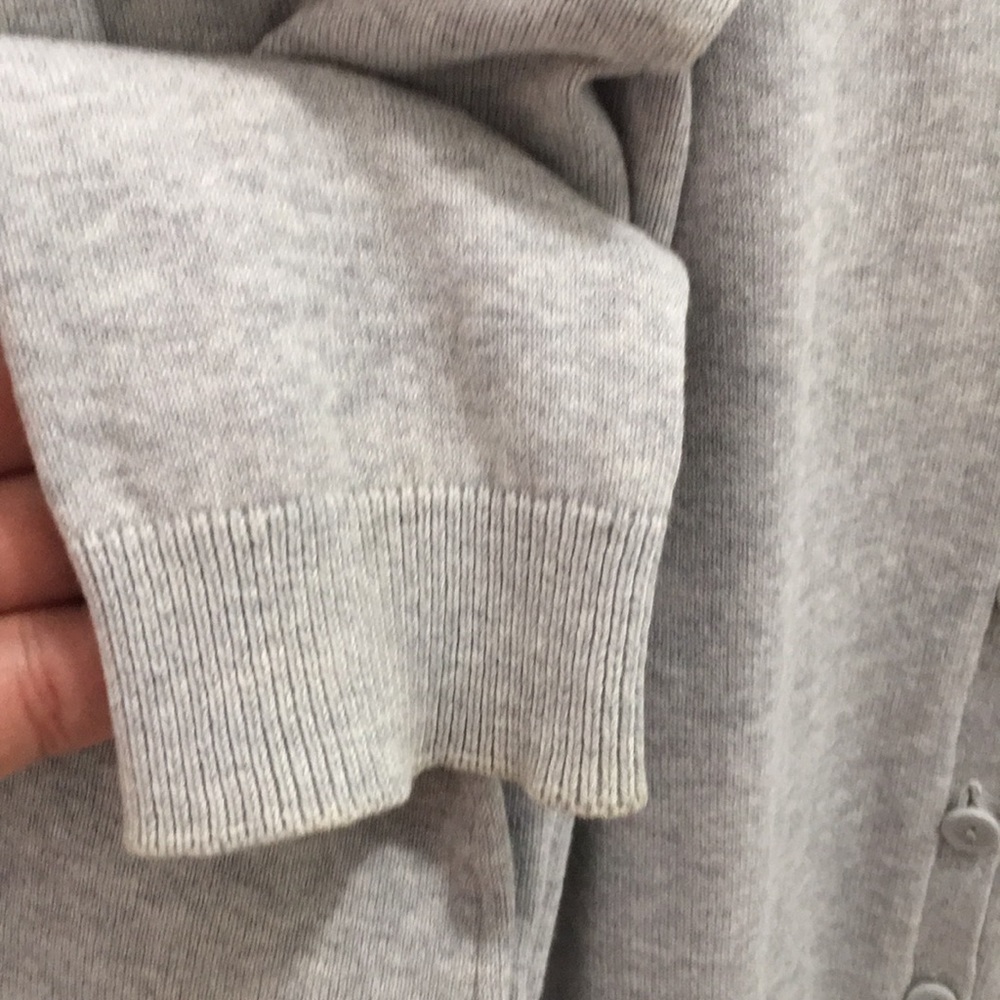 Cardigan - Picture 2 of 9